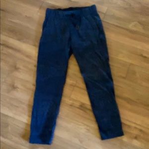 Lululemon on the fly pants